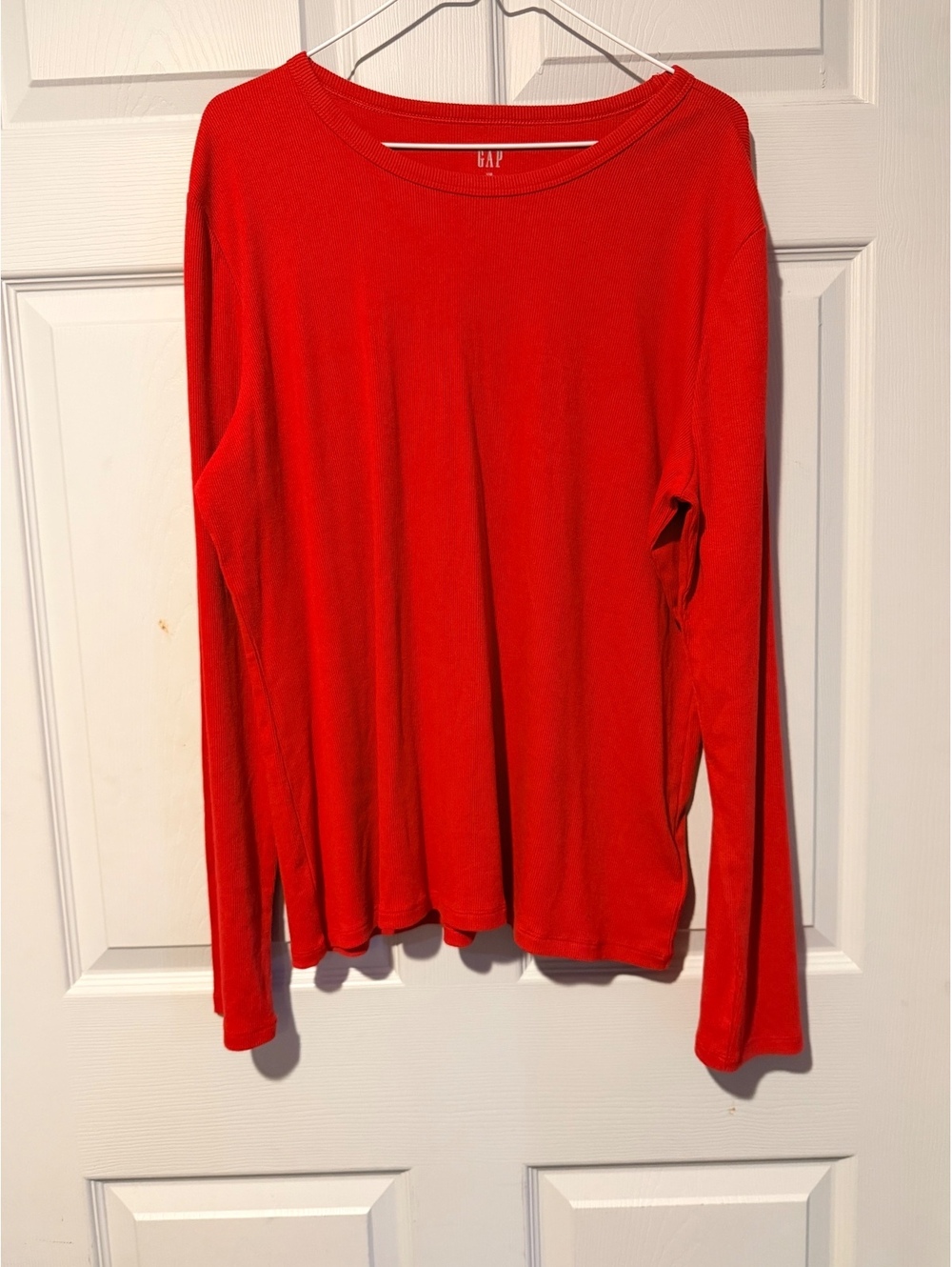 GAP red ribbed long sleeve top